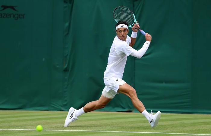 历史在草尖起舞，2025温网步入第二周