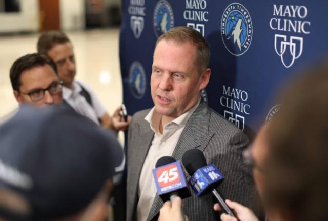 开云官网-赛季初表现不尽人意 狼队管理层仍对未来充满信心