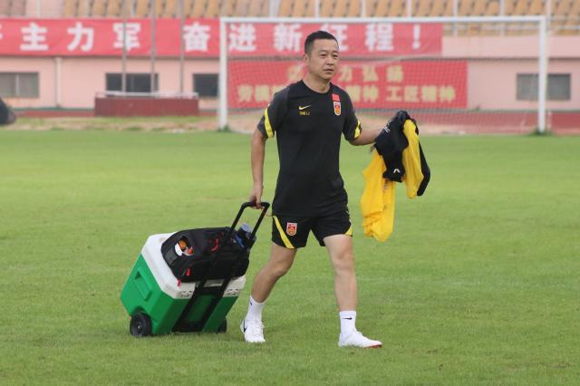 开云平台-三镇为“疗伤”邀国足队医支援 直言PK天津是场恶战