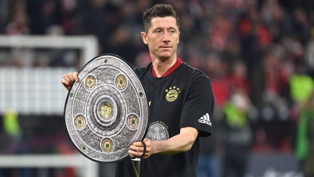 严重失衡的德国国家德比，浓缩了拜仁的德甲10连冠